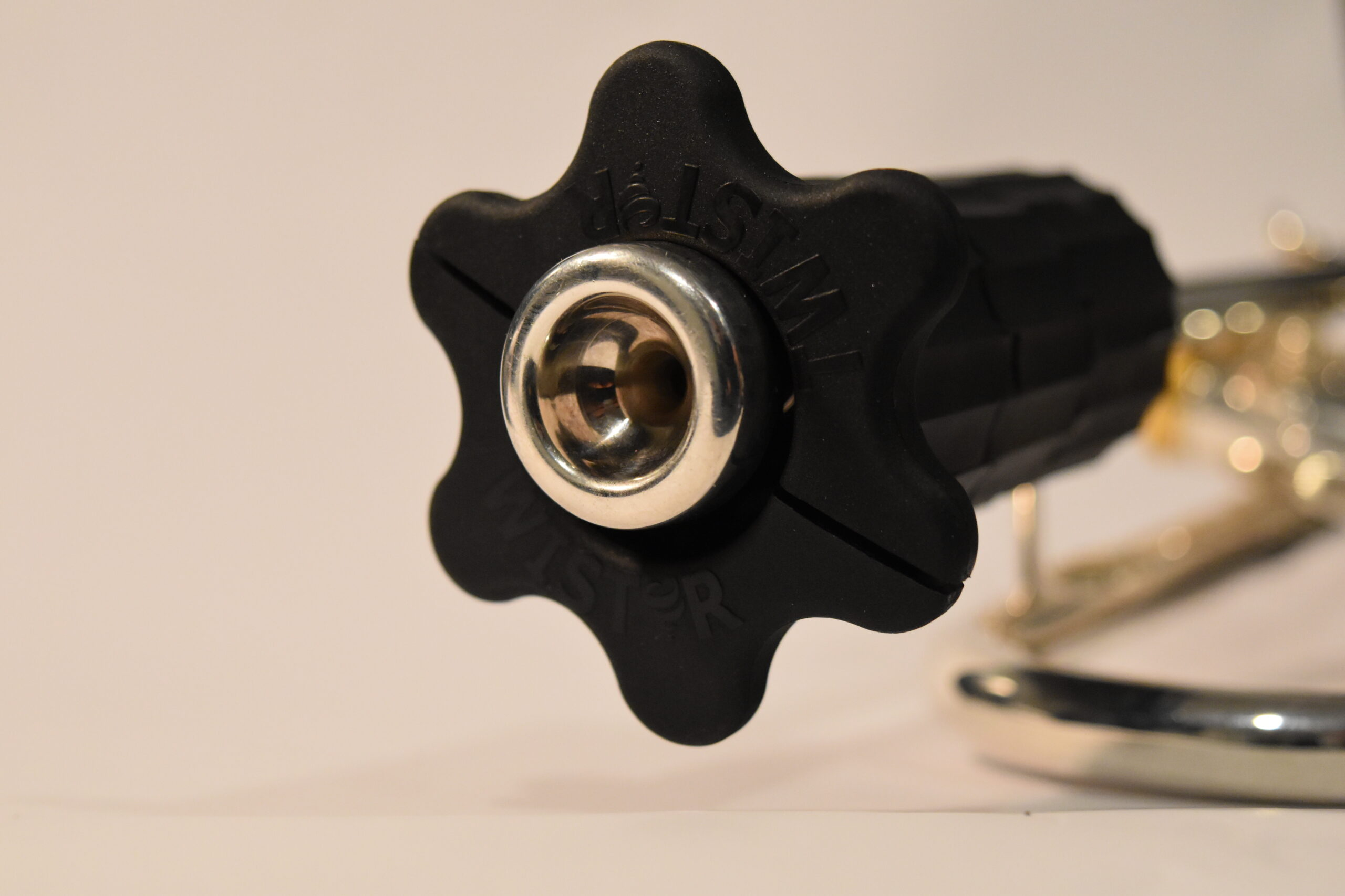 Twister Mouthpiece Puller