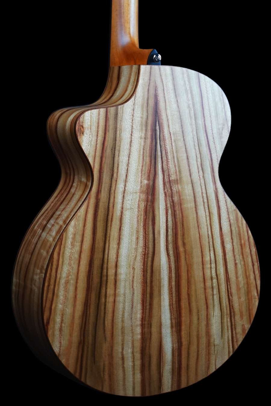 Fenech VTH GAc Camphor Guitar