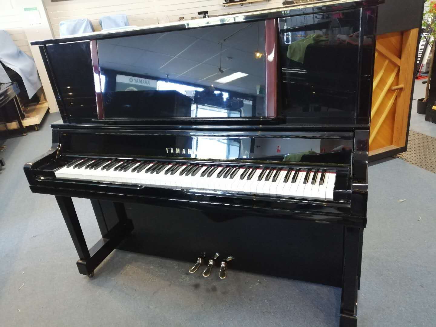 Yamaha YU5 XSG Upright Piano, Second-Hand
