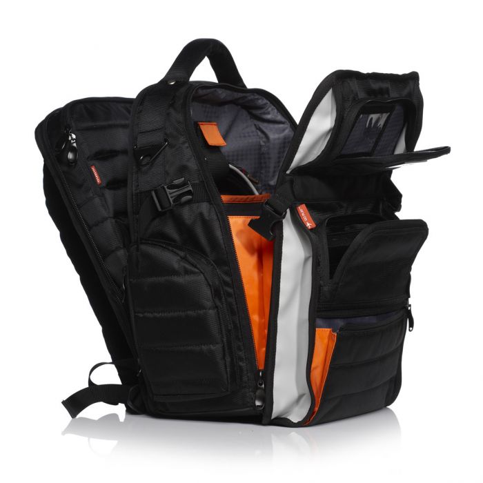 MONO Classic FlyBy Backpack, Black