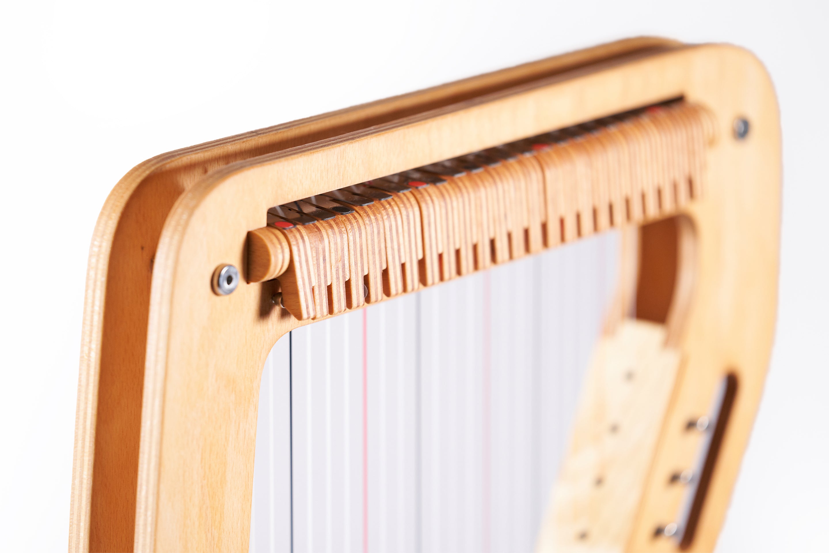 Harp-E - 24 Sting Harp with Carry Bag and carry straps included