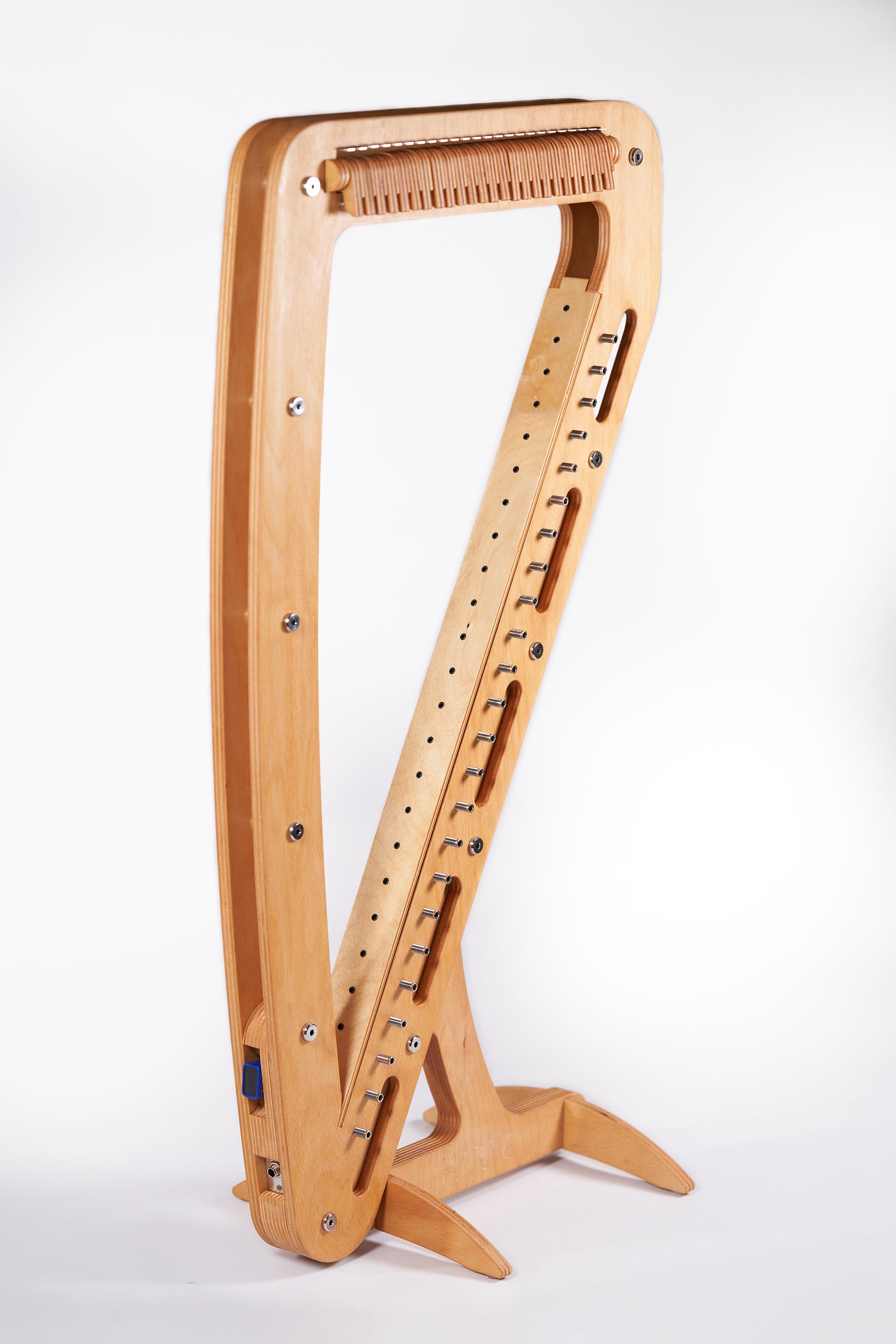 Harp-E - 24 Sting Harp with Carry Bag and carry straps included