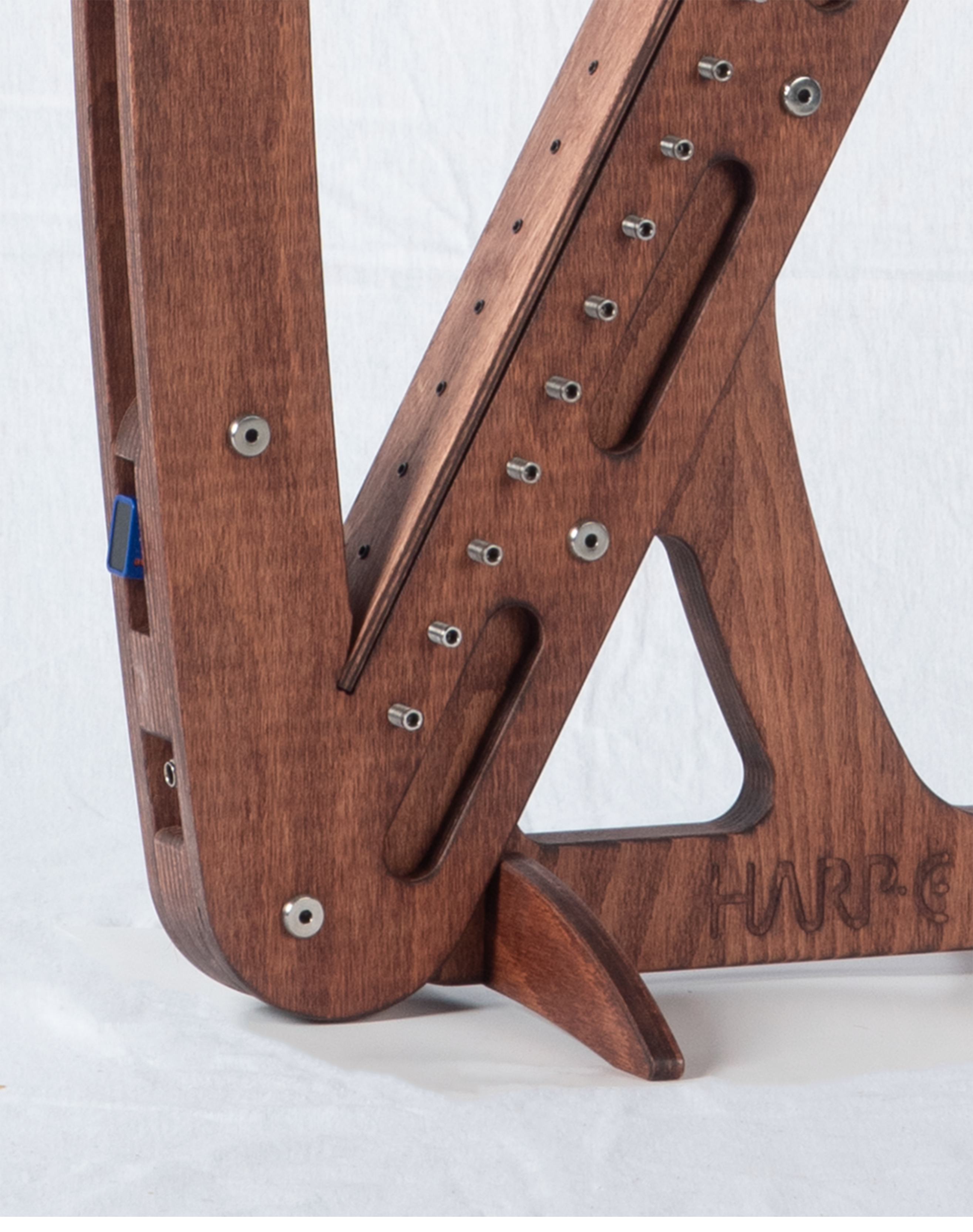 Harp-E - 24 Sting Harp with Carry Bag and carry straps included