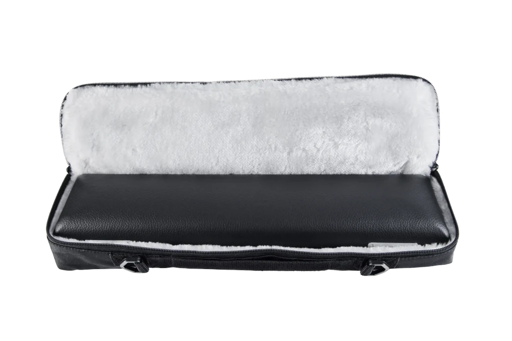 Leblanc Student Flute LFL311E with Closed Hole, C Foot, Offset G, Split E