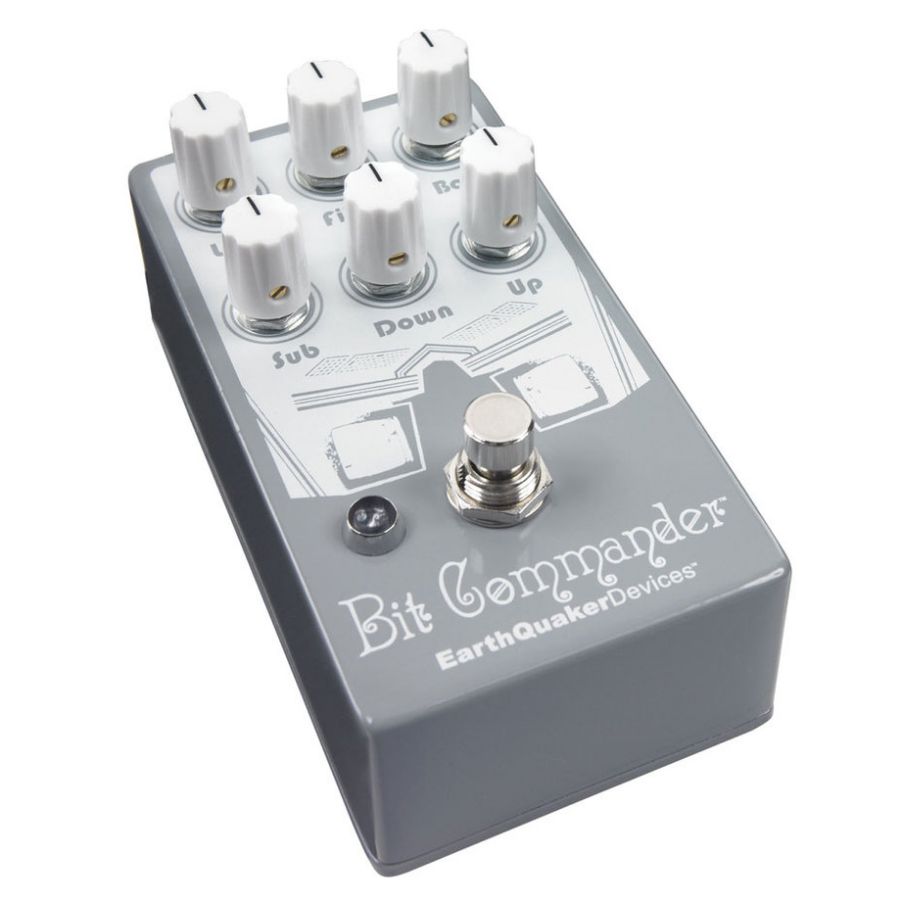 EarthQuaker Devices Bit Commander Analog Octave Synth Pedal