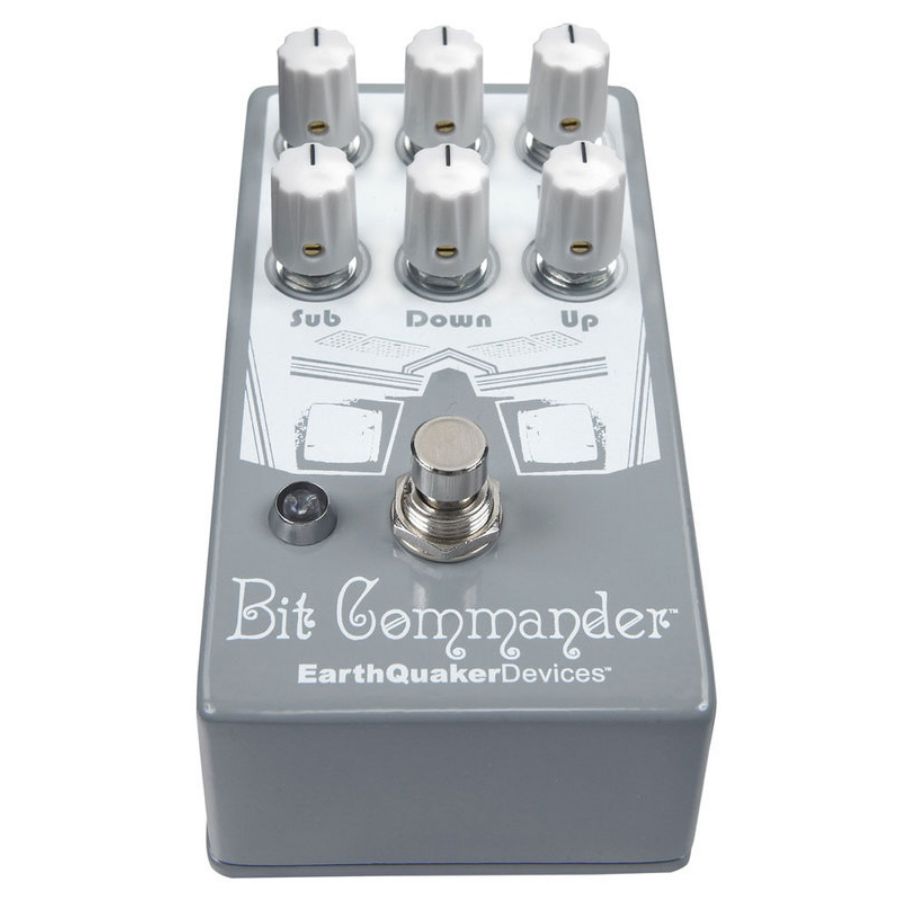 EarthQuaker Devices Bit Commander Analog Octave Synth Pedal